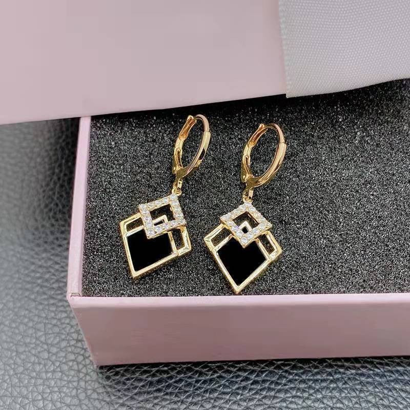 Fashion Diamond Shuangling-shaped Temperament Earrings